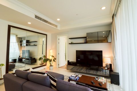 Condo in Watthana, Bangkok, Thailand, 2 bedrooms  № 160689 - photo 3