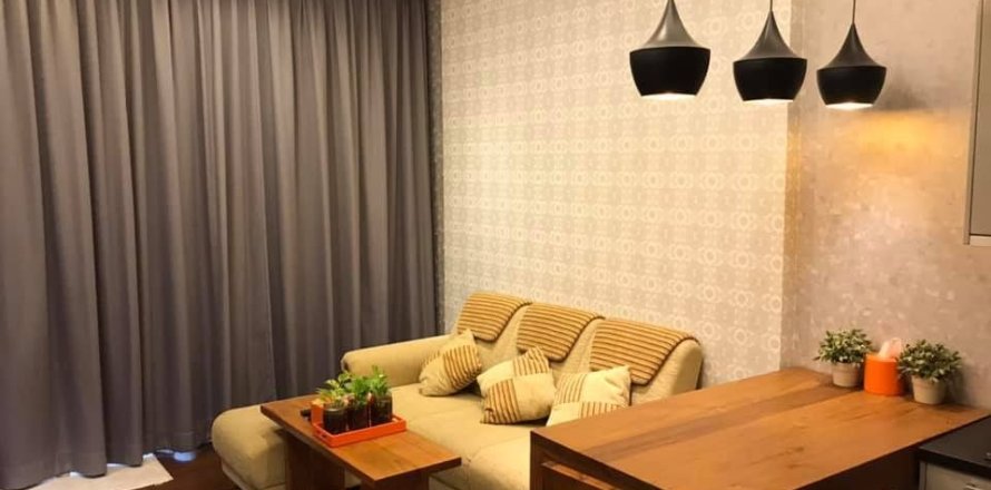 Studio in the Condo in Watthana, Bangkok, Thailand № 160690