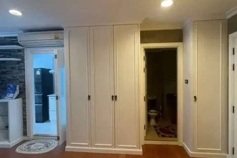 Studio in the Condo in Watthana, Bangkok, Thailand  № 160691 - photo 5