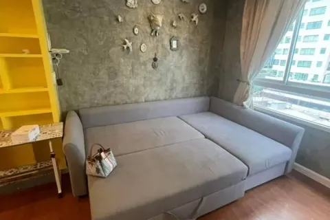 Studio in the Condo in Watthana, Bangkok, Thailand  № 160691 - photo 2