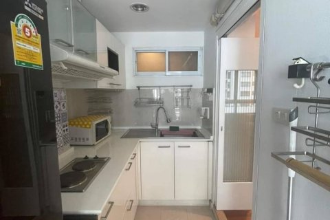 Studio in the Condo in Watthana, Bangkok, Thailand  № 160691 - photo 8