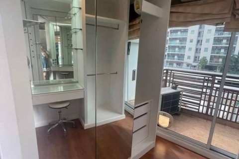 Studio in the Condo in Watthana, Bangkok, Thailand  № 160691 - photo 12