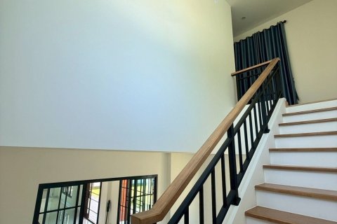 House in Hang Dong, Thailand 4 bedrooms № 160695 - photo 8