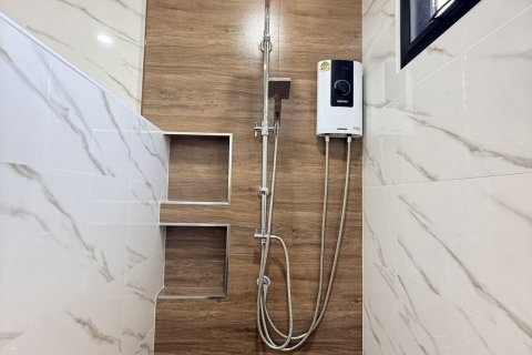 House in Hang Dong, Thailand 4 bedrooms № 160695 - photo 23