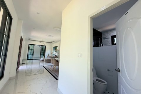 House in Hang Dong, Thailand 4 bedrooms № 160695 - photo 29