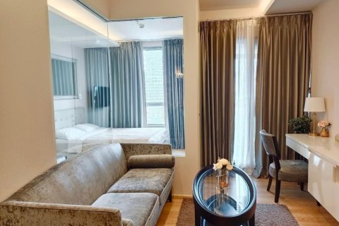 Studio in the Condo in Watthana, Bangkok, Thailand  № 160694 - photo 7