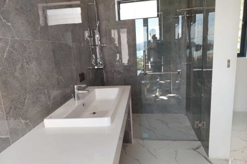 Villa in Ko Samui, Thailand 3 bedrooms № 159553 - photo 11