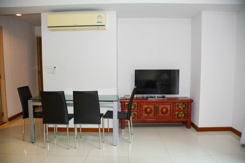 Condo in Watthana, Bangkok, Thailand, 2 bedrooms № 155255 - photo 7