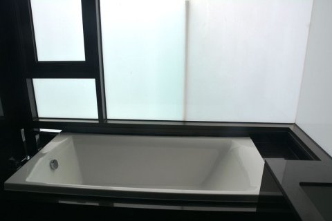 Кондоминиум с 2 спальнями в Клонг Тоэй, Бангкок, Таиланд № 155256 - фото 15