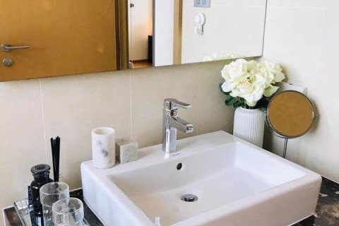 Condo à Watthana, Bangkok, Thaïlande, 2 chambres № 155259 - photo 16