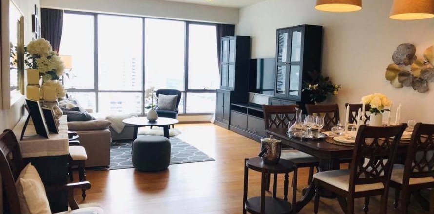 Condo à Watthana, Bangkok, Thaïlande, 2 chambres № 155259