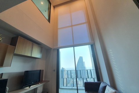 Condo à Khlong Toei, Bangkok, Thaïlande, 2 chambres № 155257 - photo 12