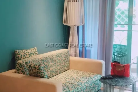 Condominio de 1 dormitorio en Jomtien Beach, Pattaya, Tailandia № 213029 - foto 2