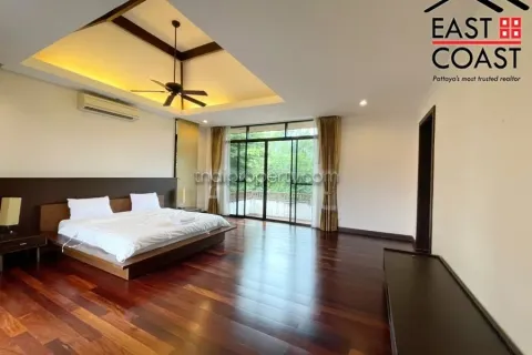 Casa de 3 dormitorios en Pattaya, Tailandia № 213025 - foto 18