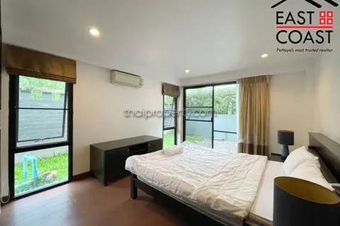 Casa de 3 dormitorios en Pattaya, Tailandia № 213025 - foto 12