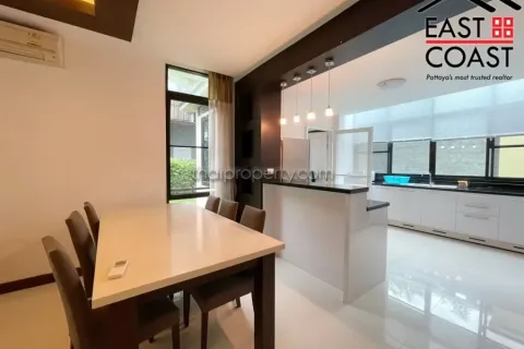 Casa de 3 dormitorios en Pattaya, Tailandia № 213025 - foto 15