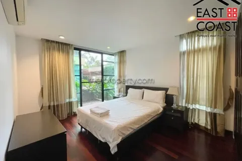 Casa de 3 dormitorios en Pattaya, Tailandia № 213025 - foto 9