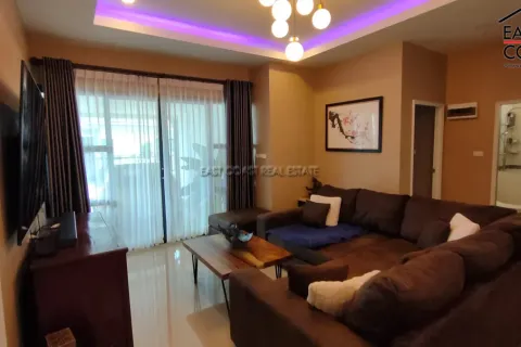 Casa de 3 dormitorios en Pattaya, Tailandia № 213027 - foto 10