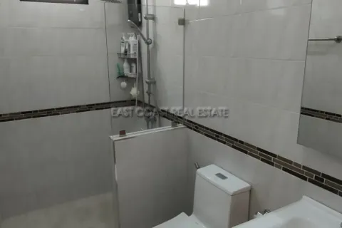 Casa de 3 dormitorios en Pattaya, Tailandia № 213027 - foto 17