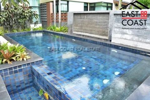 Casa de 3 dormitorios en Pattaya, Tailandia № 213026 - foto 13
