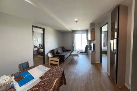 Condo à Samut Prakan, Thaïlande, 2 chambres № 158702