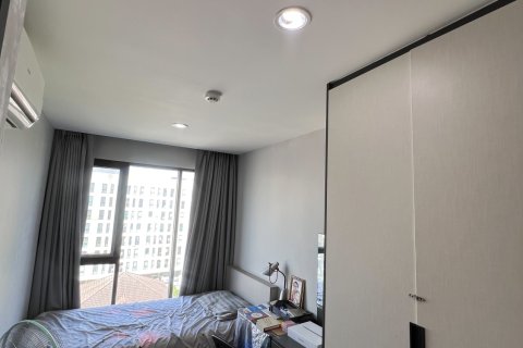 Condo à Samut Prakan, Thaïlande, 2 chambres № 158702 - photo 3