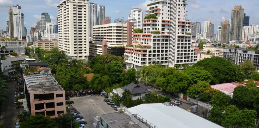 Condo in Watthana, Bangkok, Thailand, 3 bedrooms  № 158700