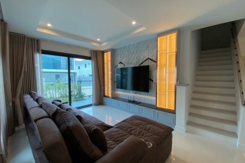 Villa in Hua Hin, Thailand 4 bedrooms № 205678 - photo 3