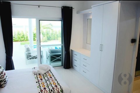 Villa in Hua Hin, Thailand 3 bedrooms № 205676 - photo 22