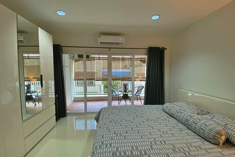 Condo in Hua Hin, Thailand, 1 bedroom № 205677 - photo 11