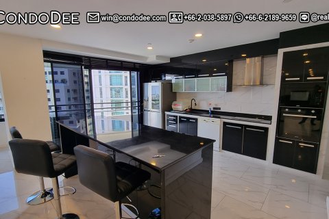Condo in Watthana, Bangkok, Thailand, 3 bedrooms № 200884 - photo 4