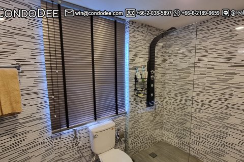 Condo in Watthana, Bangkok, Thailand, 3 bedrooms № 200884 - photo 11