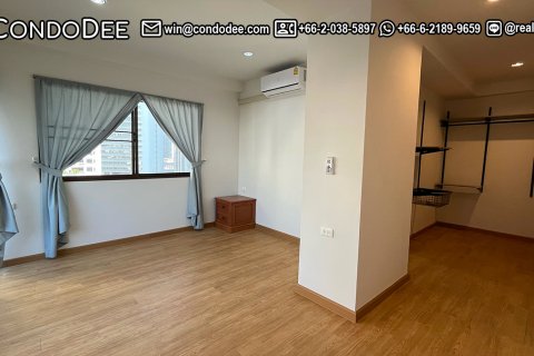 Condo in Khlong Toei, Bangkok, Thailand, 2 bedrooms № 200886 - photo 6