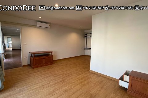 Condo in Khlong Toei, Bangkok, Thailand, 2 bedrooms № 200886 - photo 4