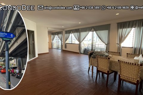 Condo in Khlong Toei, Bangkok, Thailand, 2 bedrooms № 200886 - photo 13