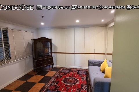 Condo in Watthana, Bangkok, Thailand, 2 bedrooms № 200885 - photo 4