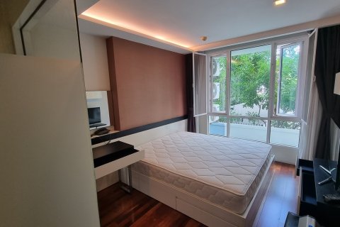 Condo in Bangkok, Thailand, 2 bedrooms № 200883 - photo 8