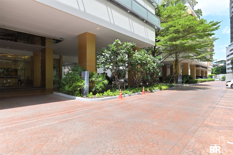 Condo in Bangkok, Thailand, 3 bedrooms № 189980