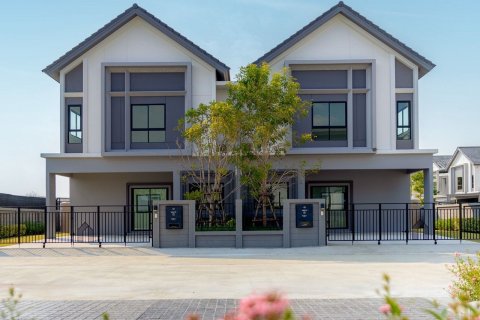 Дом в Самутпракане, Таиланд с 2 спальнями  № 158227