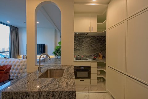 Condo in Khlong Toei, Bangkok, Thailand, 2 bedrooms  № 158225 - photo 6