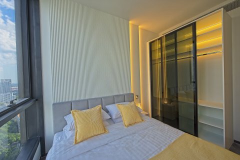 Condo in Khlong Toei, Bangkok, Thailand, 2 bedrooms  № 158225 - photo 3