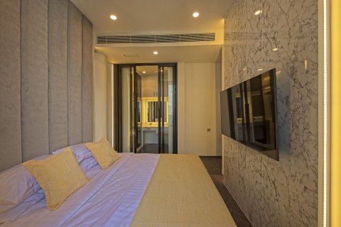 Condo in Khlong Toei, Bangkok, Thailand, 2 bedrooms  № 158225