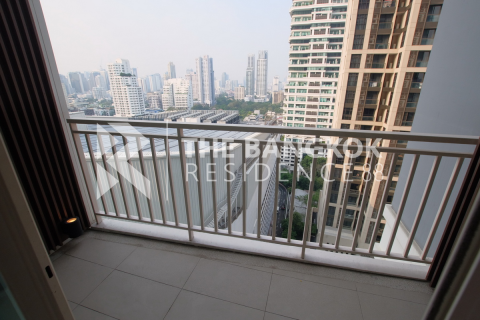 Condo in Bangkok, Thailand, 2 bedrooms № 184352 - photo 4