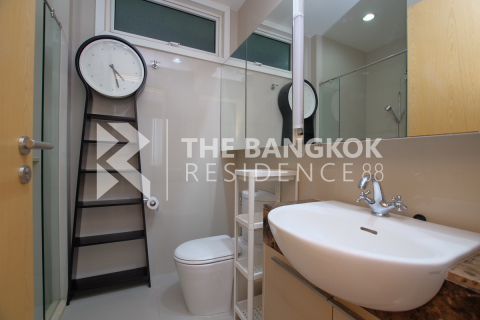 Condo in Bangkok, Thailand, 2 bedrooms № 184352 - photo 10