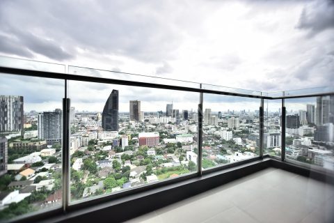 Condo in Bangkok, Thailand, 2 bedrooms № 184350 - photo 6