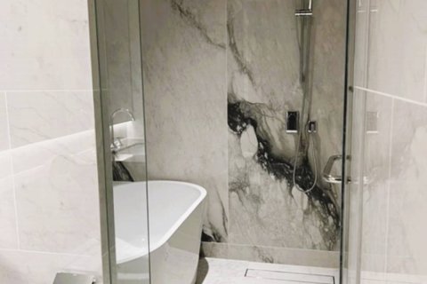 Condo in Bangkok, Thailand, 2 bedrooms  № 180770 - photo 27