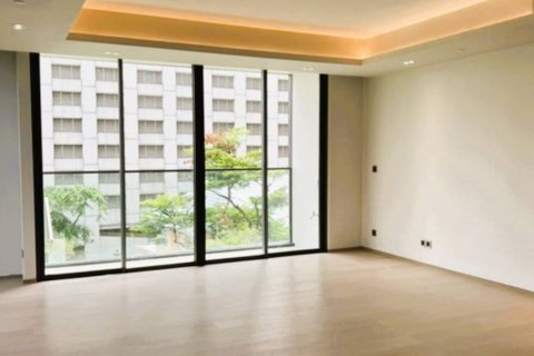Condo in Bangkok, Thailand, 2 bedrooms  № 180770 - photo 9