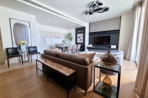 Кондоминиум с 2 спальнями в Кхлонг Сане, Бангкок, Таиланд № 133663 - фото 5