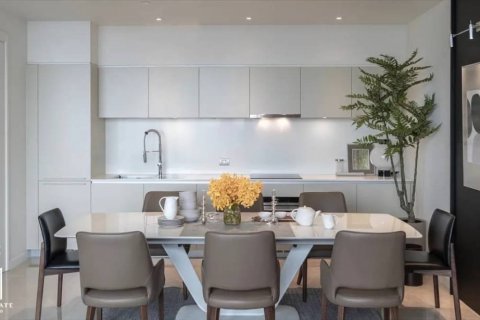 Кондоминиум с 2 спальнями в Кхлонг Сане, Бангкок, Таиланд № 133663 - фото 4