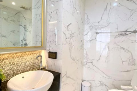 Кондоминиум с 2 спальнями в Ваттхане, Бангкок, Таиланд № 133664 - фото 28